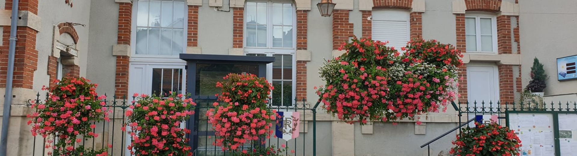 Mairie de Monthelon